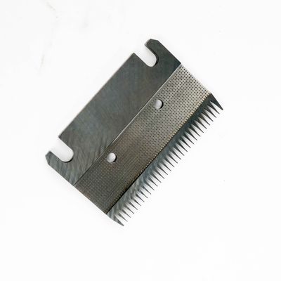 35-Teeth Configuration Horse Clipper Blade with 1 Year Warranty - Sharp and Durable Carbon Steel Replacement Blade