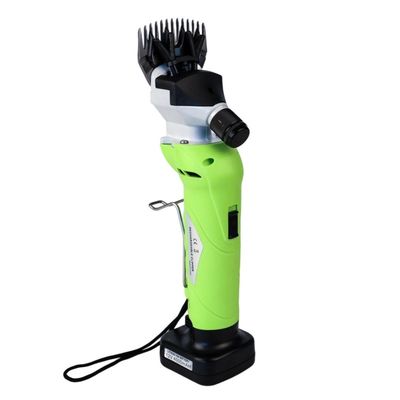 High-Capacity Cordless Sheep Hair Clipper with 2500 RPM Motor and 4000mAh Rechargeable Battery for Livestock Grooming